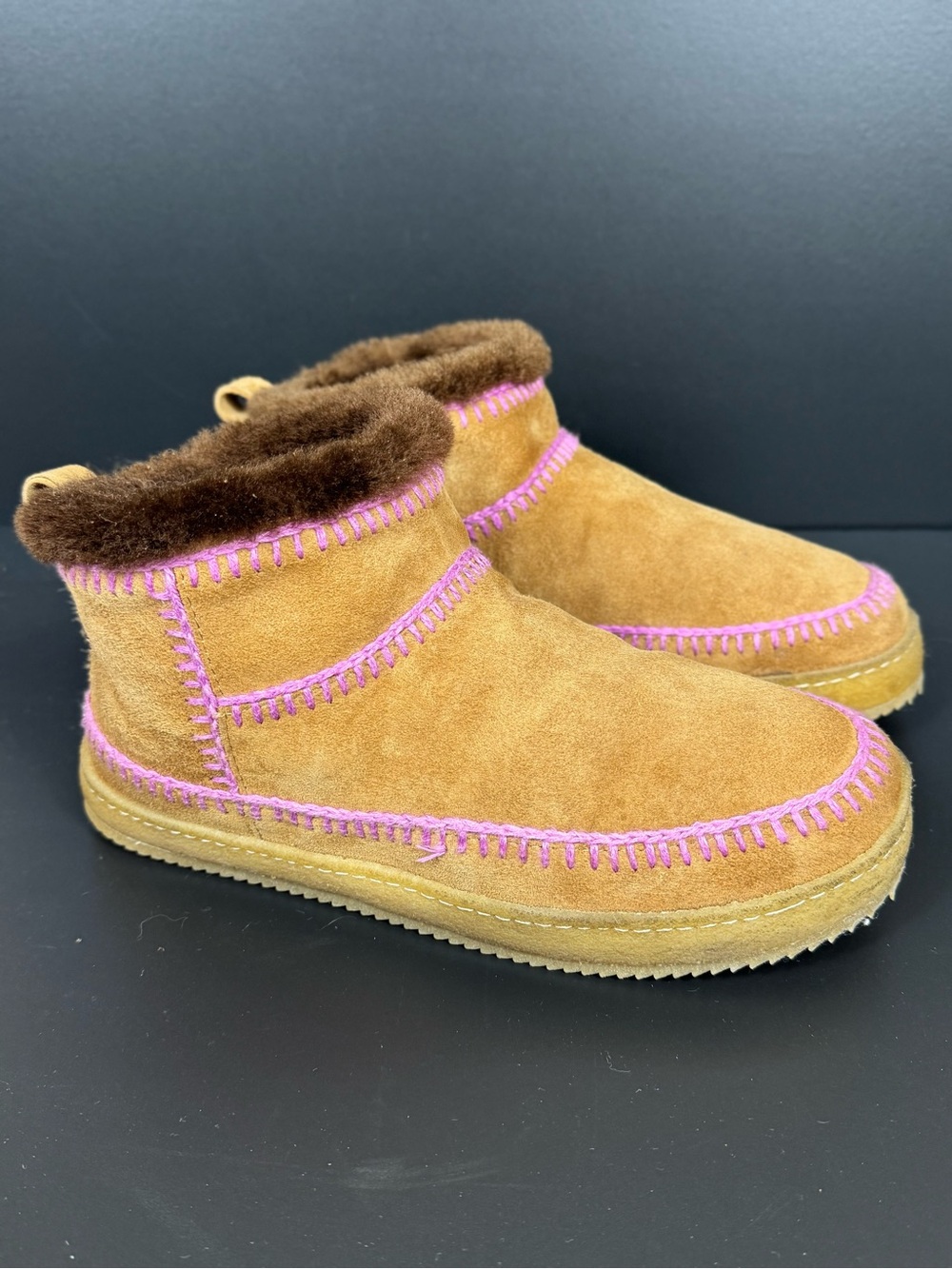 LAIDBACK LONDON NWOT Nyuki Crochet Brown Suede Boots